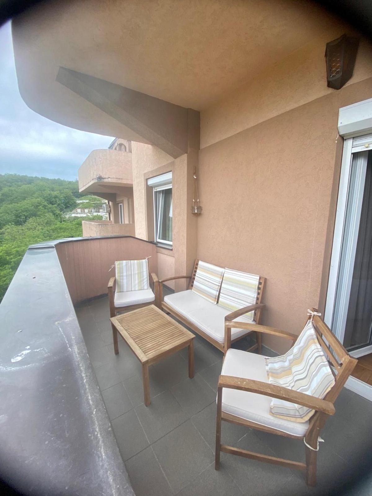City View & Pool Apartment Ni 외부 사진